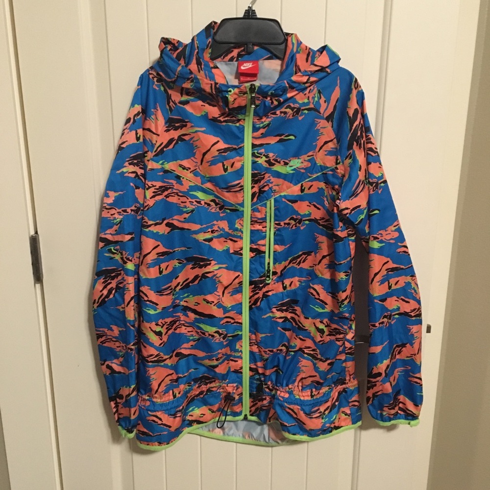 RARE Nike windbreaker